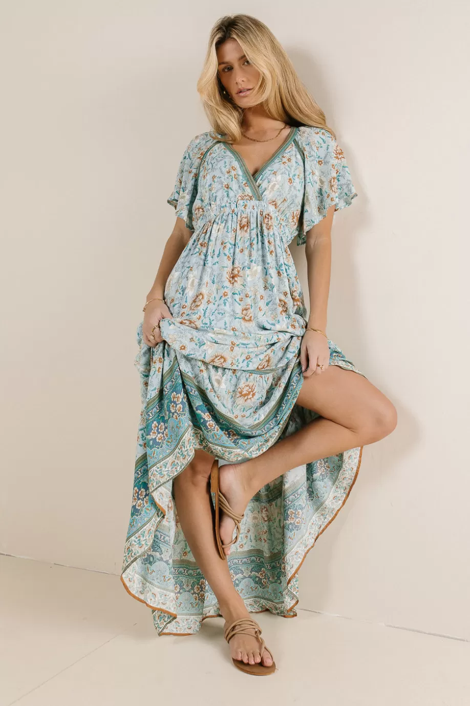 Outlet Cary Floral Dress in MAXI DRESSES | DRESSES