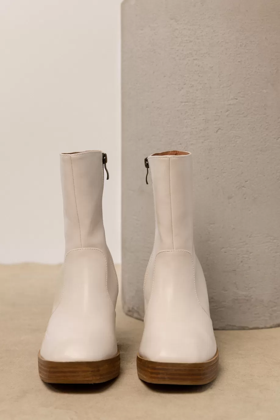 Online Foster Heeled Boots in - FINAL SALE SHOES | SHOES
