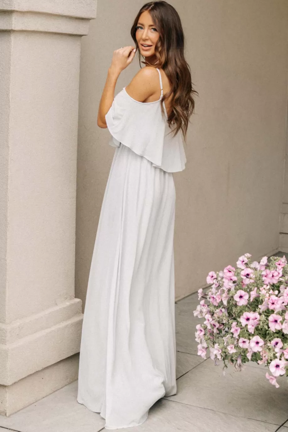 Outlet Toni Off The Shoulder Maxi Dress in - FINAL SALE MAXI DRESSES