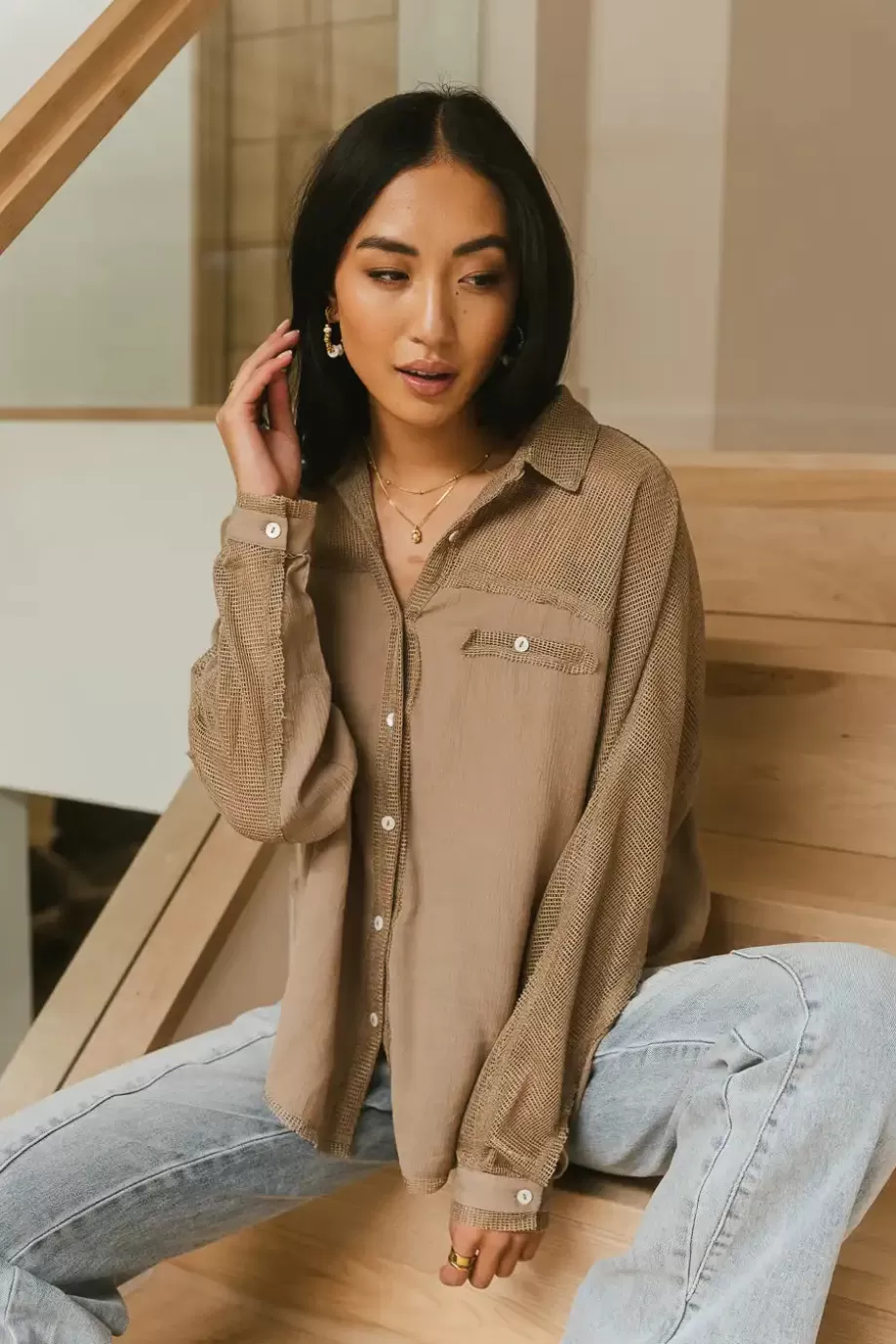 Fashion Victoria Contrast Button Up in - FINAL SALE BUTTON DOWN | TEES & TANKS